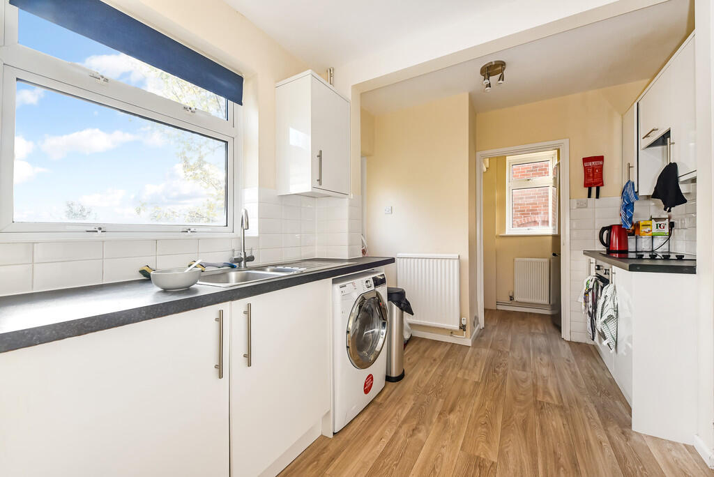 1 bed House Share for rent in Harestock. From Martin & Co - Winchester