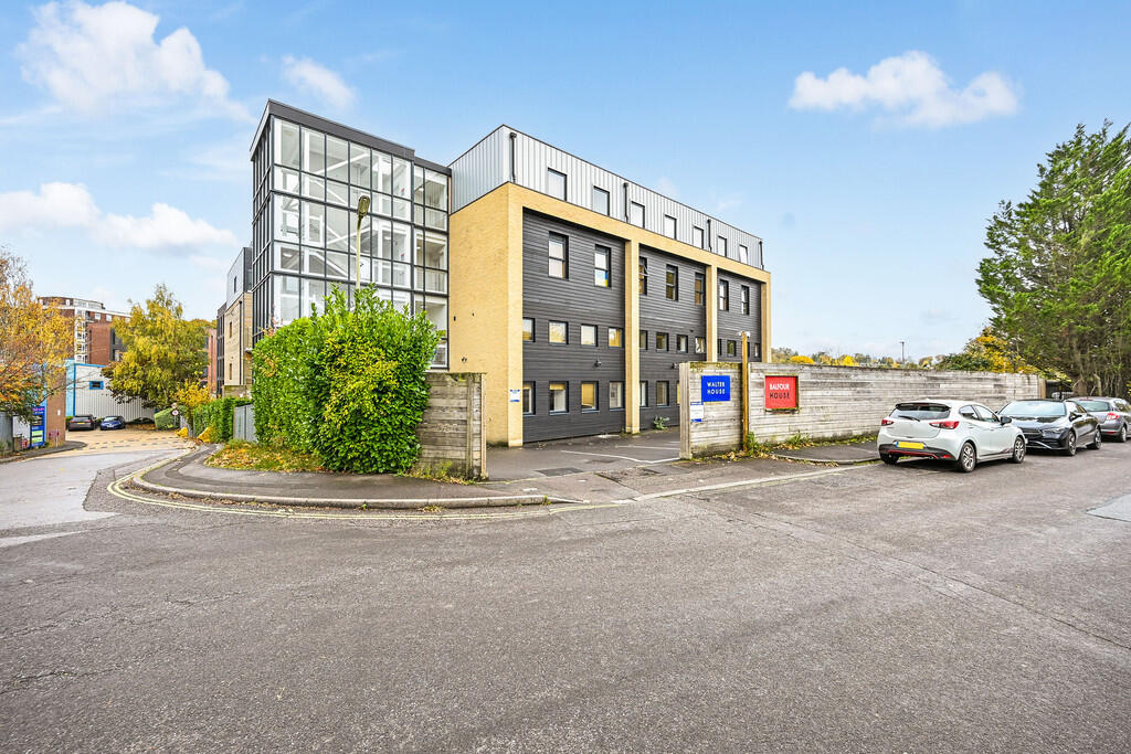 1 bed Flat Share for rent in Winchester. From Martin & Co - Winchester