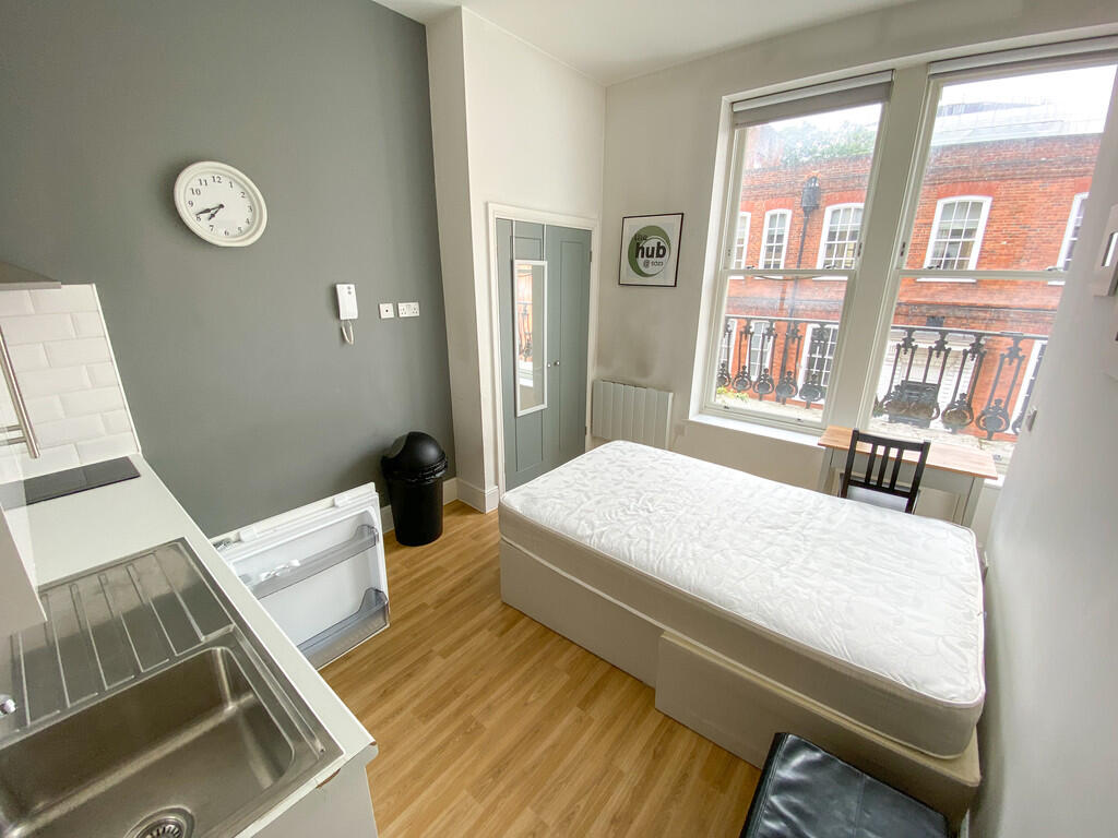 0 bed Studio for rent in Winchester. From Martin & Co - Winchester