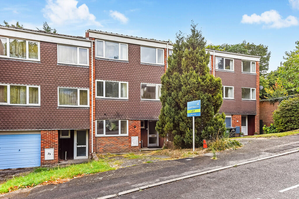 6 bed Mid Terraced House for rent in Harestock. From Martin & Co - Winchester