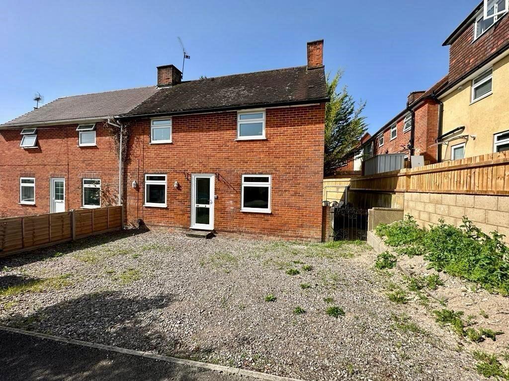 5 bed Semi Detached for rent in Winchester. From Martin & Co - Winchester