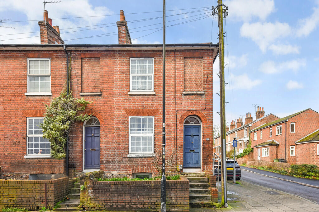 1 bed House Share for rent in Winchester. From Martin & Co - Winchester