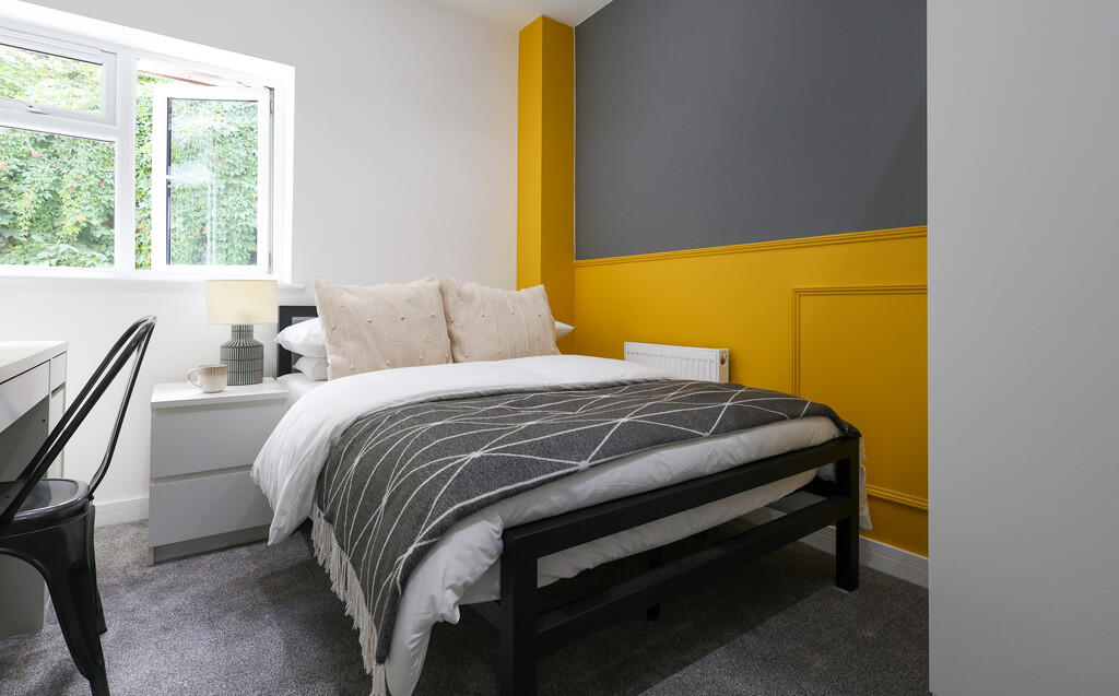 1 bed House Share for rent in Harestock. From Martin & Co - Winchester