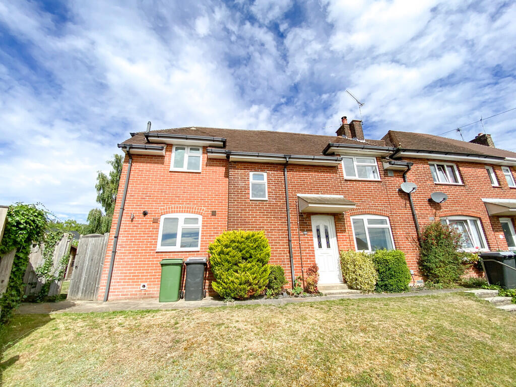 1 bed House Share for rent in Winchester. From Martin & Co - Winchester