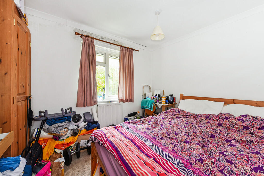 1 bed House Share for rent in Winchester. From Martin & Co - Winchester