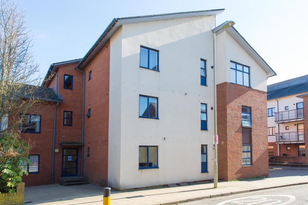 1 bed Apartment for rent in Winchester. From Martin & Co - Winchester