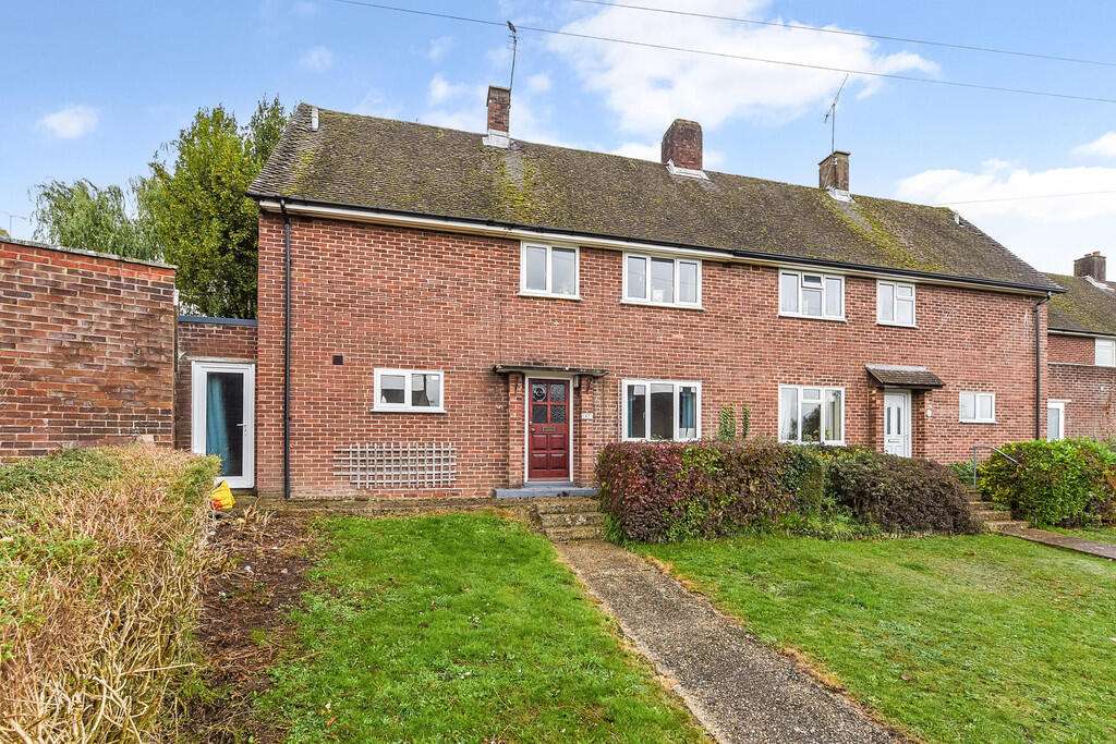 1 bed End of Terrace for rent in Harestock. From Martin & Co - Winchester