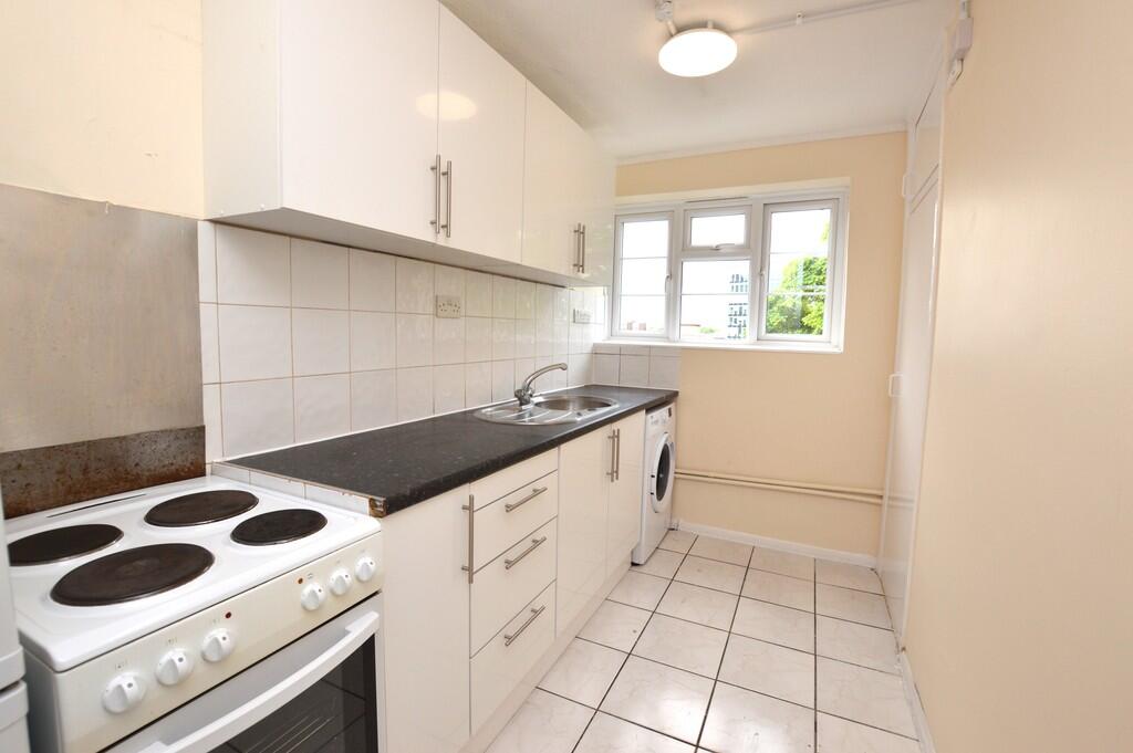 1 bed Apartment for rent in Pyrford. From Martin & Co - Woking 1 bed Apartment for rent in Pyrford. From Martin & Co - Woking