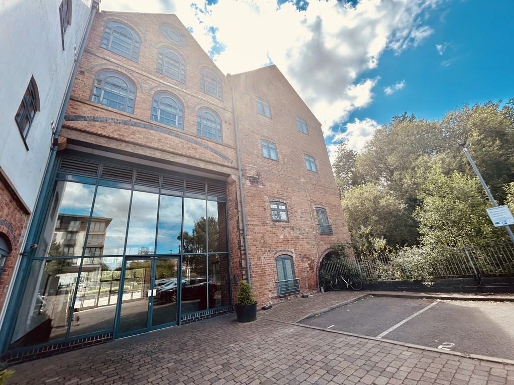 1 bed Apartment for rent in West Midlands. From Martin & Co - Sutton Coldfield