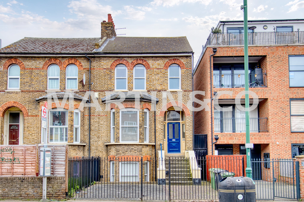 2 bed Apartment for rent in London. From Martin & Co - Wanstead