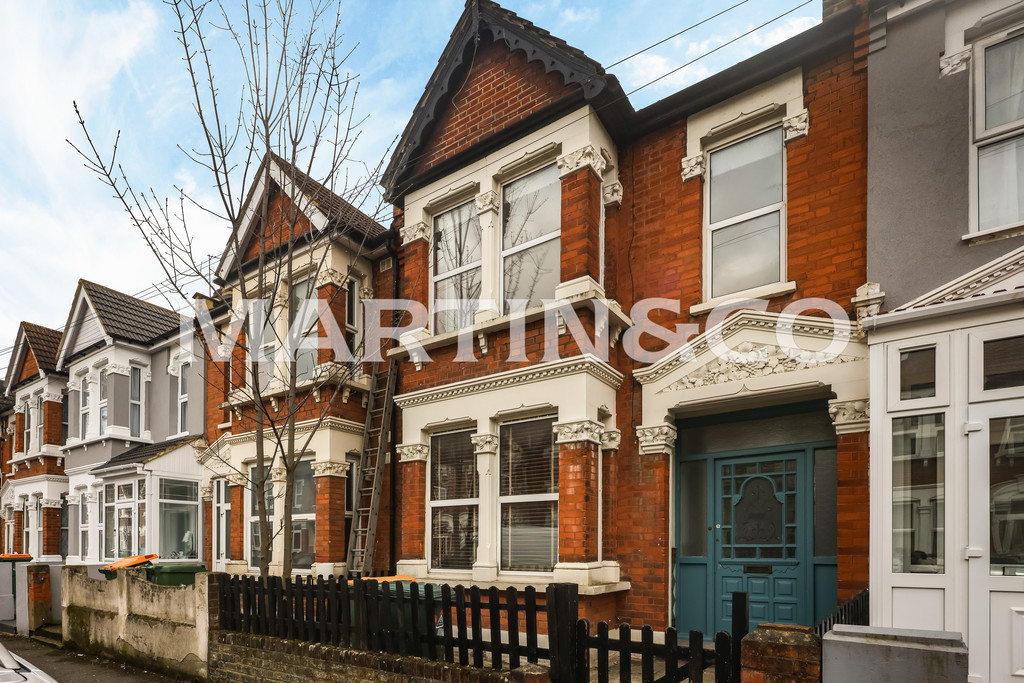 3 bed Mid Terraced House for rent in Newham. From Martin & Co - Wanstead
