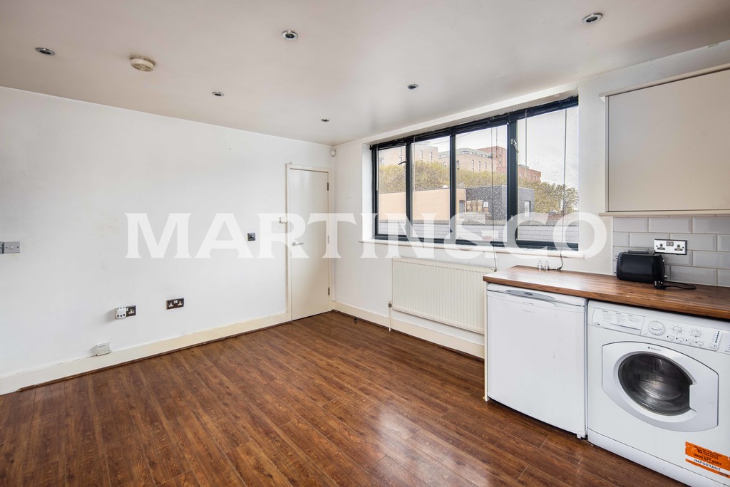 1 bed Apartment for rent in Walthamstow. From Martin & Co - Wanstead
