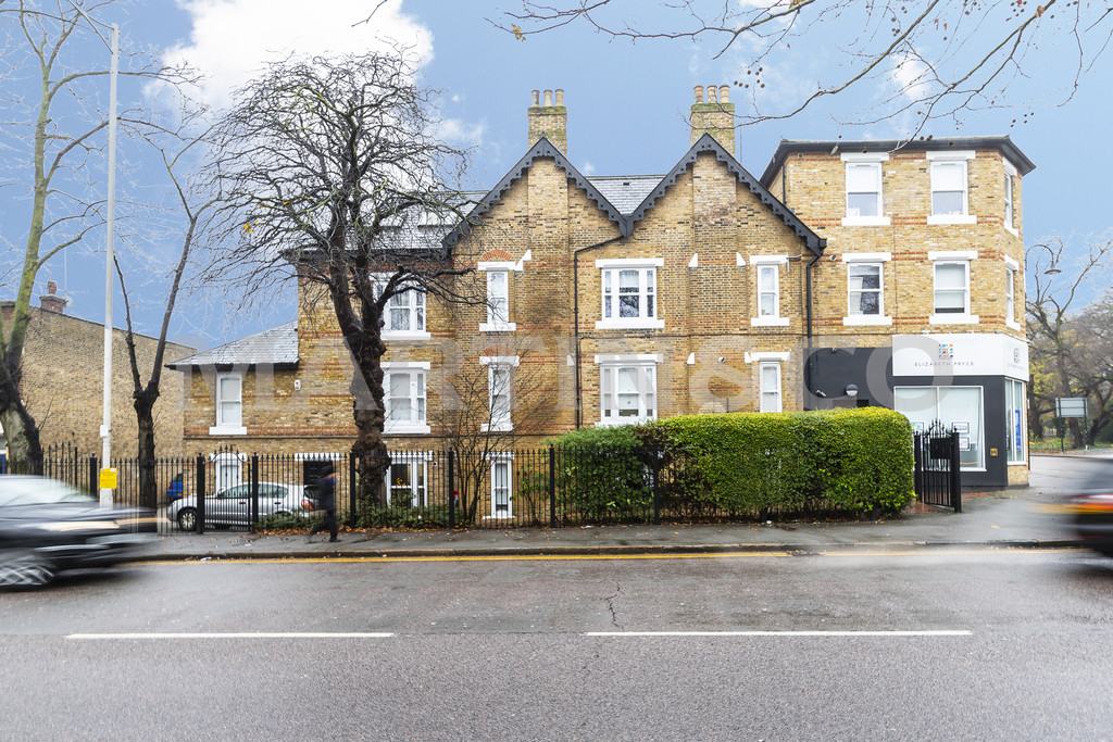 2 bed Apartment for rent in Redbridge. From Martin & Co - Wanstead