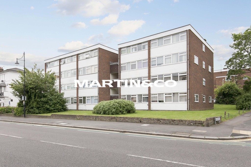 2 bed Apartment for rent in Redbridge. From Martin & Co - Wanstead