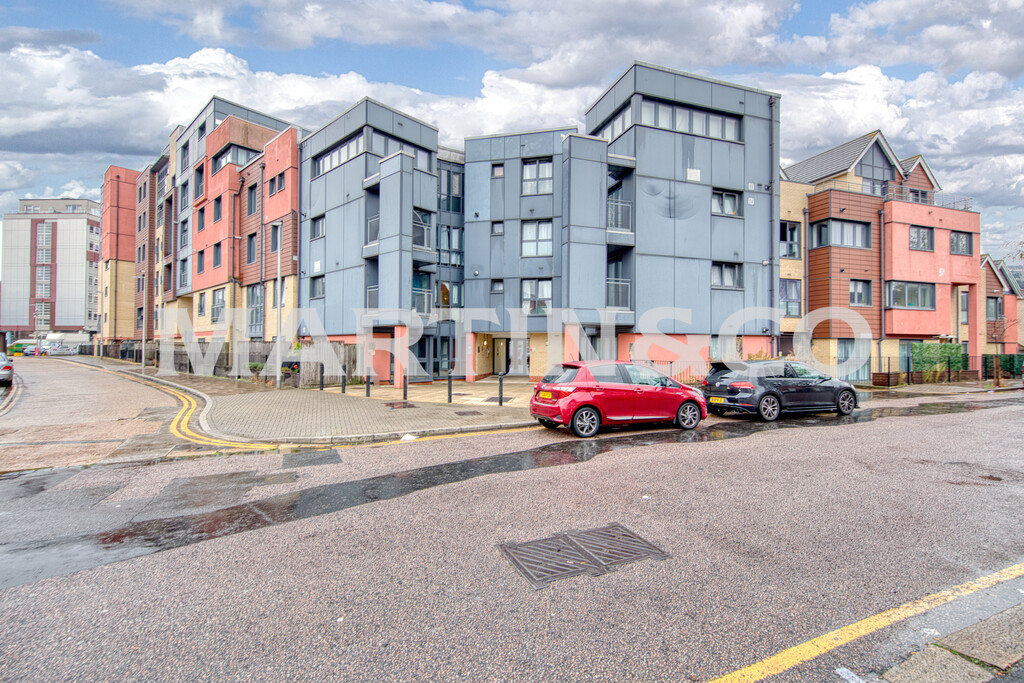 1 bed 1st Floor Flat for rent in Redbridge. From Martin & Co - Wanstead 1 bed 1st Floor Flat for rent in Redbridge. From Martin & Co - Wanstead