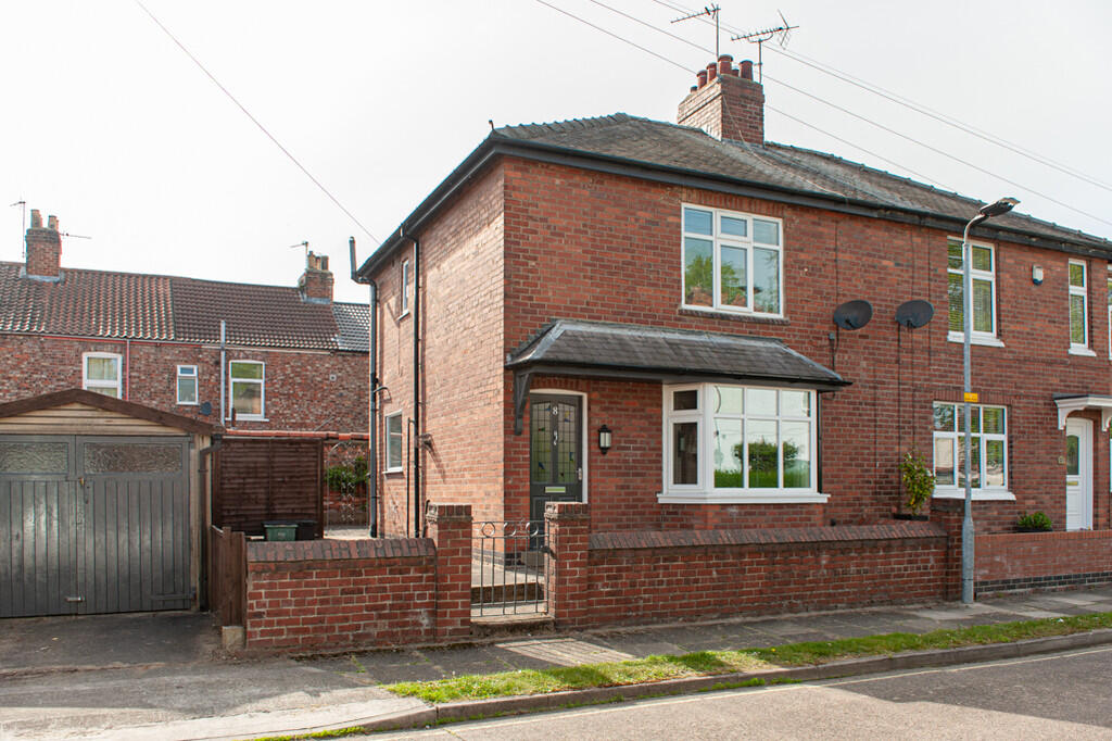 2 bed Semi Detached for rent in York. From Martin & Co - York