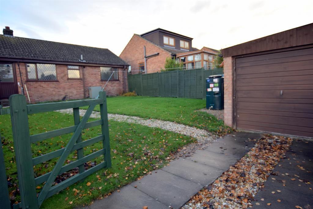 3 bed Detached bungalow for rent in Ampleforth. From Martin & Co - York