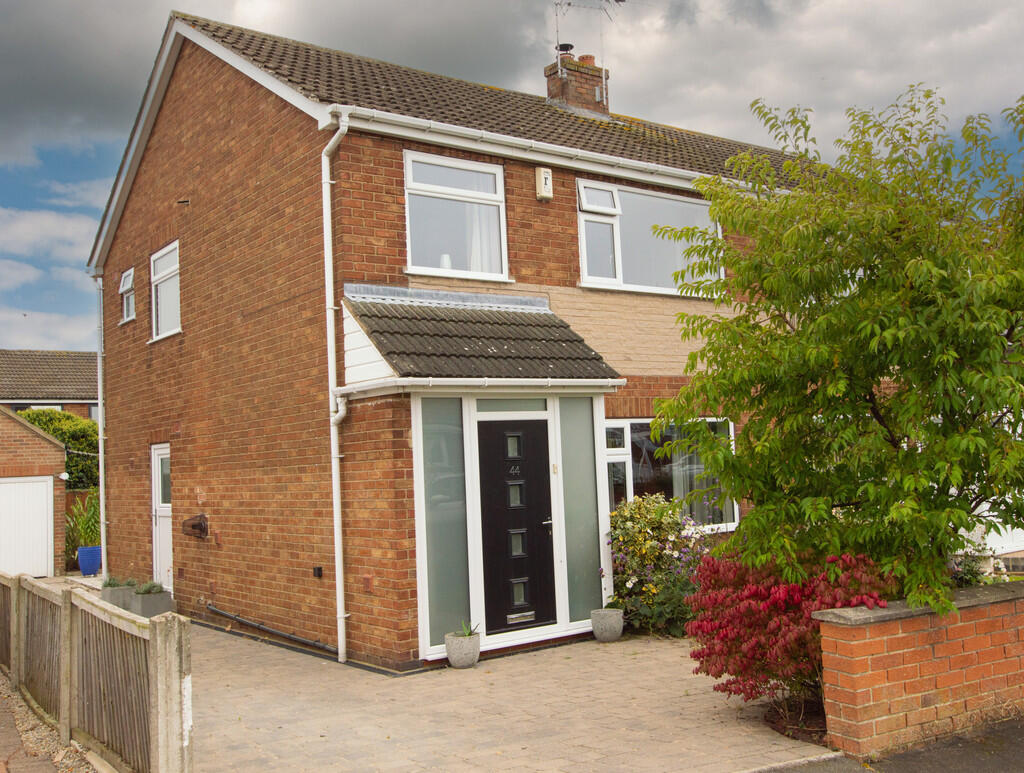3 bed Semi Detached for rent in Tadcaster. From Martin & Co - York