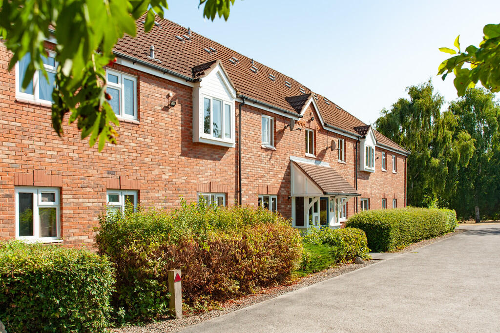 2 bed Apartment for rent in York. From Martin & Co - York