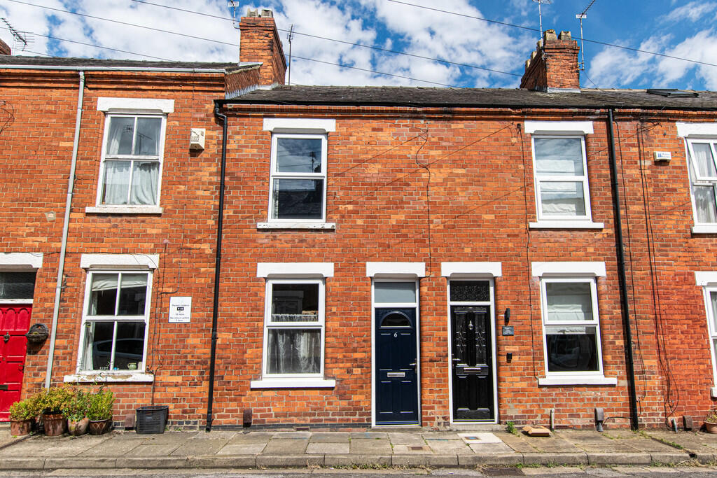 2 bed Mid Terraced House for rent in York. From Martin & Co - York 2 bed Mid Terraced House for rent in York. From Martin & Co - York