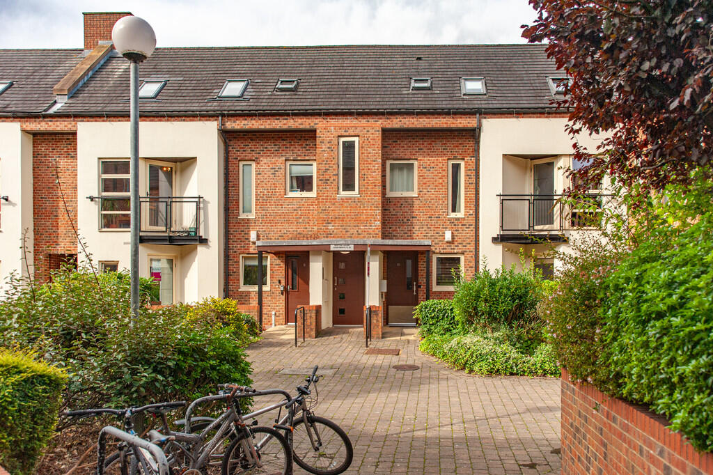 2 bed Apartment for rent in York. From Martin & Co - York 2 bed Apartment for rent in York. From Martin & Co - York