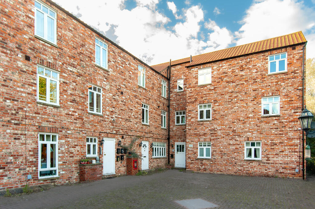 1 bed Apartment for rent in Norton-on-Derwent. From Martin & Co - York 1 bed Apartment for rent in Norton-on-Derwent. From Martin & Co - York