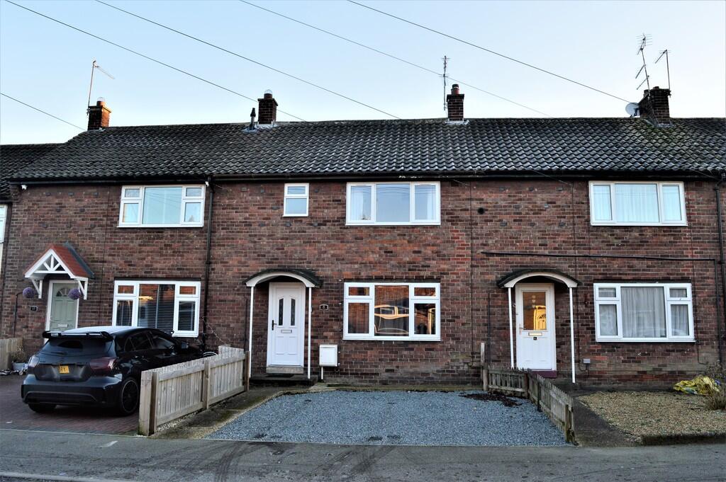3 bed Mid Terraced House for rent in Beverley. From Martin & Co - York