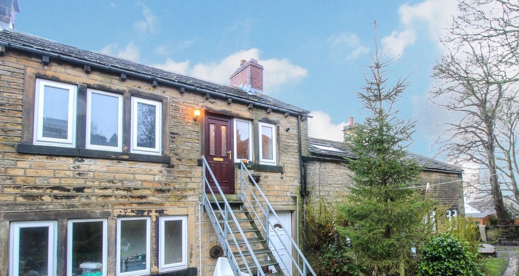 1 bed Apartment for rent in West Yorkshire. From Martin & Co - Huddersfield