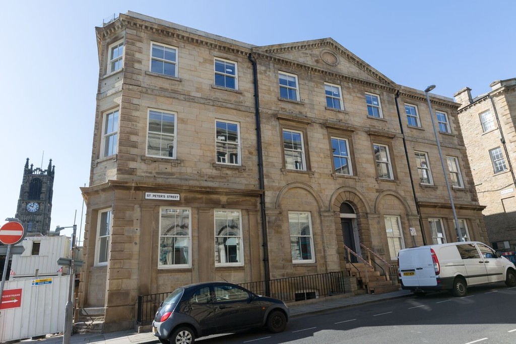 1 bed Studio for rent in UK. From Martin & Co - Huddersfield