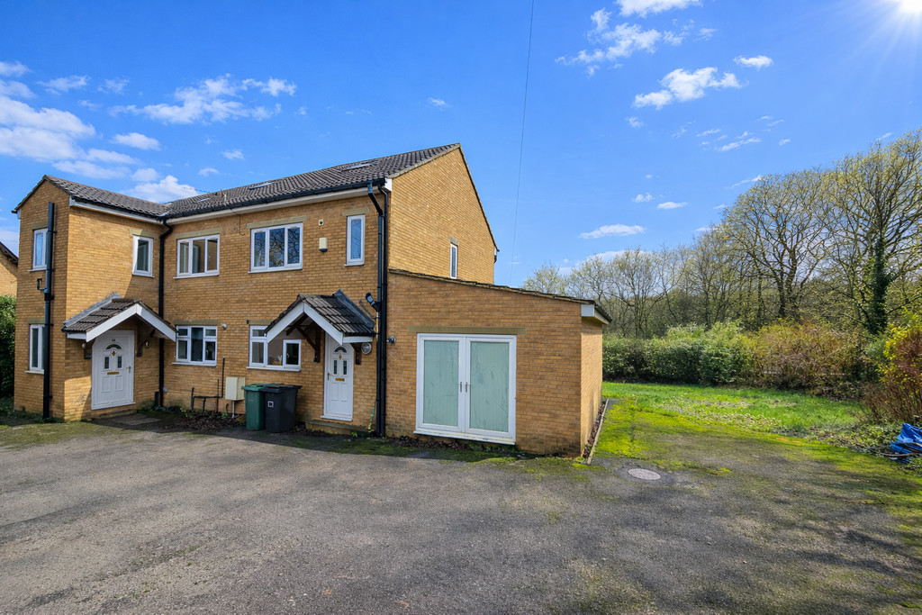2 bed Semi Detached for rent in West Yorkshire. From Martin & Co - Huddersfield