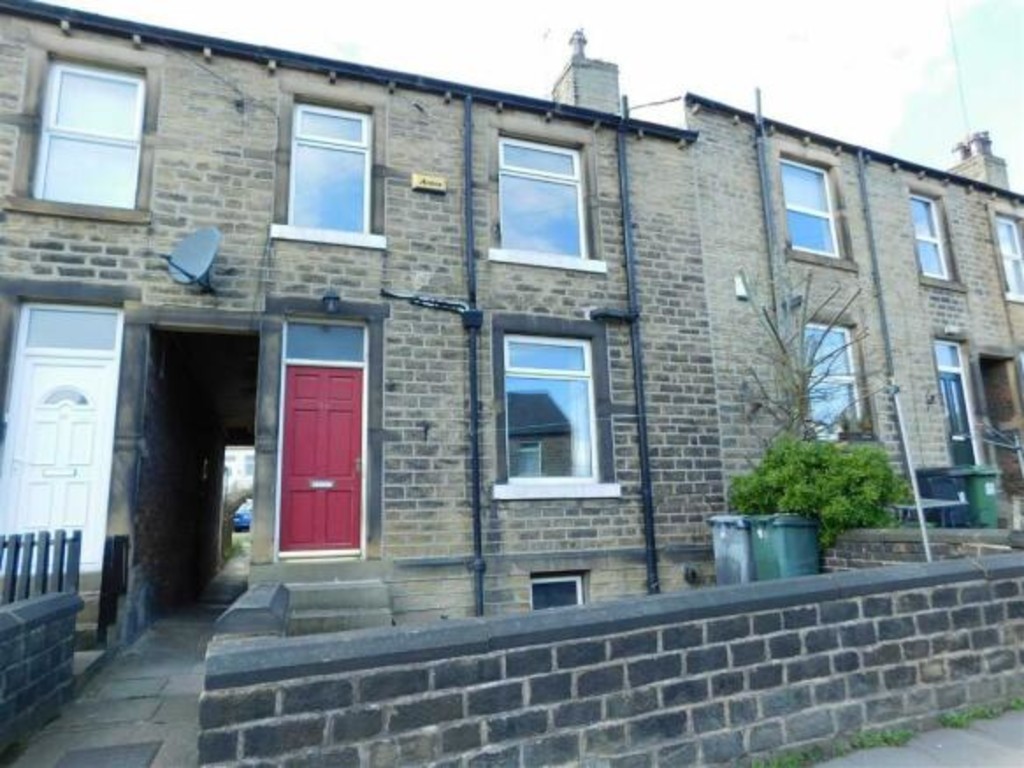 2 bed Mid Terraced House for rent in West Yorkshire. From Martin & Co - Huddersfield