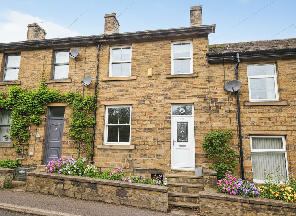 3 bed Mid Terraced House for rent in West Yorkshire. From Martin & Co - Huddersfield