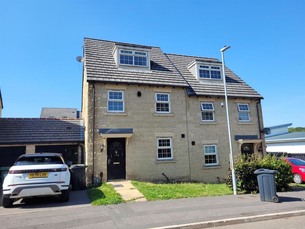 3 bed Semi Detached for rent in Elland Upper Edge. From Martin & Co - Huddersfield