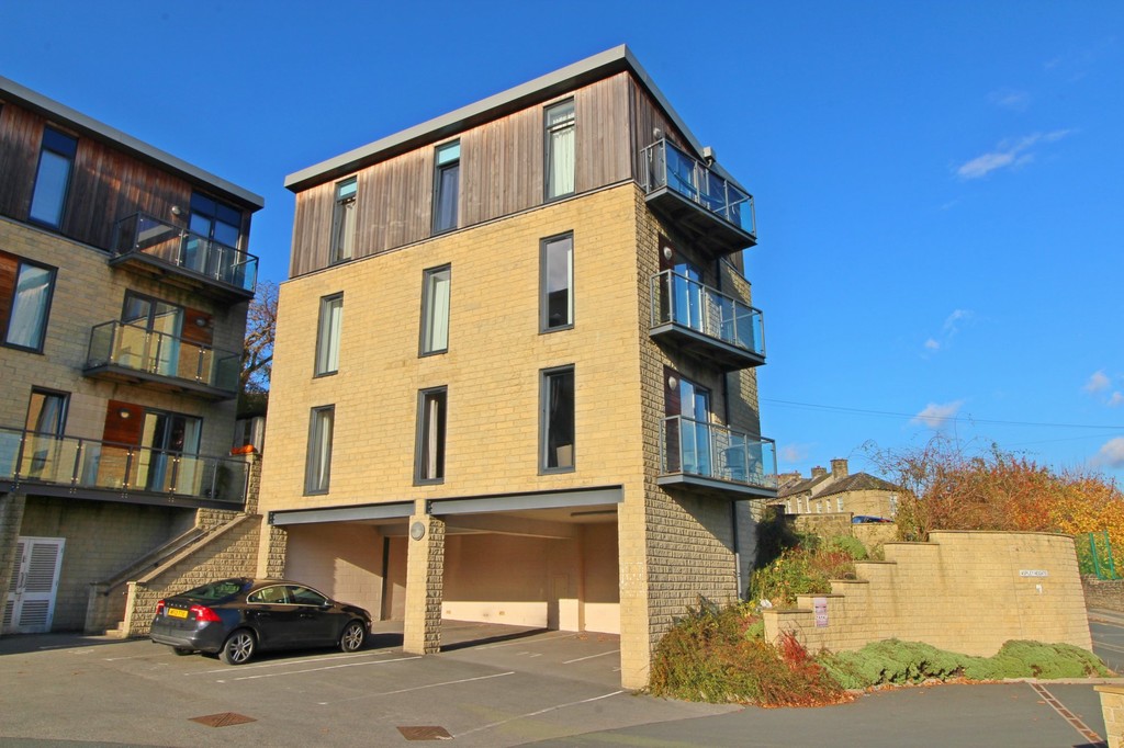 2 bed Apartment for rent in West Yorkshire. From Martin & Co - Huddersfield 2 bed Apartment for rent in West Yorkshire. From Martin & Co - Huddersfield