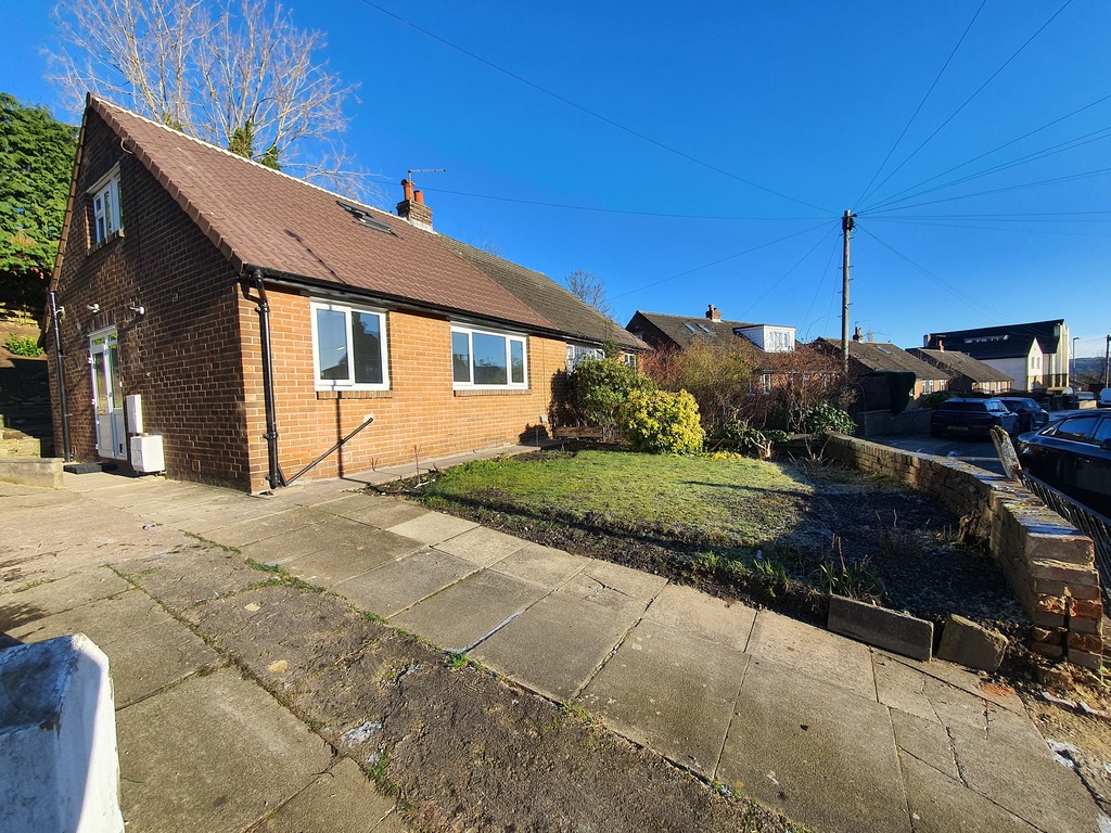 3 bed Semi-detached bungalow for rent in Huddersfield. From Martin & Co - Huddersfield