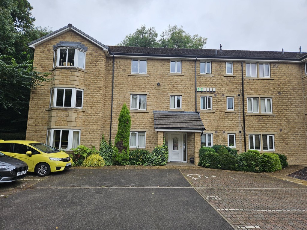 2 bed Apartment for rent in West Yorkshire. From Martin & Co - Huddersfield