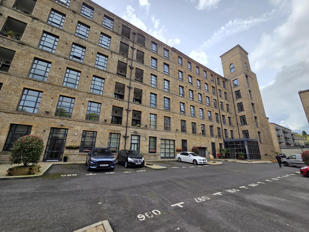 1 bed Apartment for rent in West Yorkshire. From Martin & Co - Huddersfield