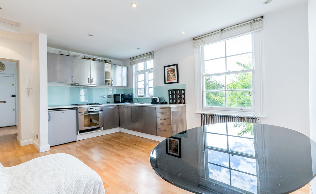 2 bed Apartment for rent in London. From Martin & Co - Camden