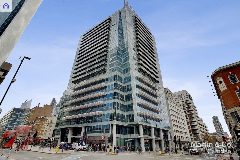 2 bed 1st Floor Flat for rent in Stepney. From Martin & Co - Camden