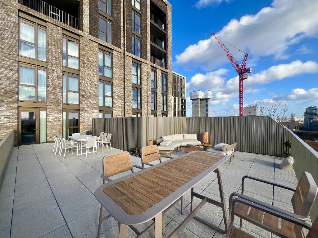 3 bed 1st Floor Flat for rent in Wapping. From Martin & Co - Camden