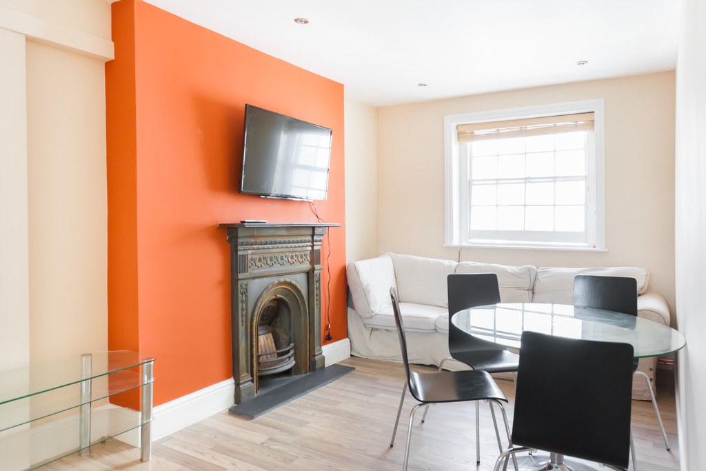 4 bed Apartment for rent in Camden Town. From Martin & Co - Camden