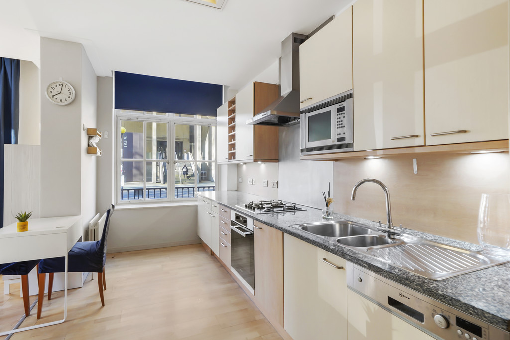 2 bed Apartment for rent in Camden Town. From Martin & Co - Camden