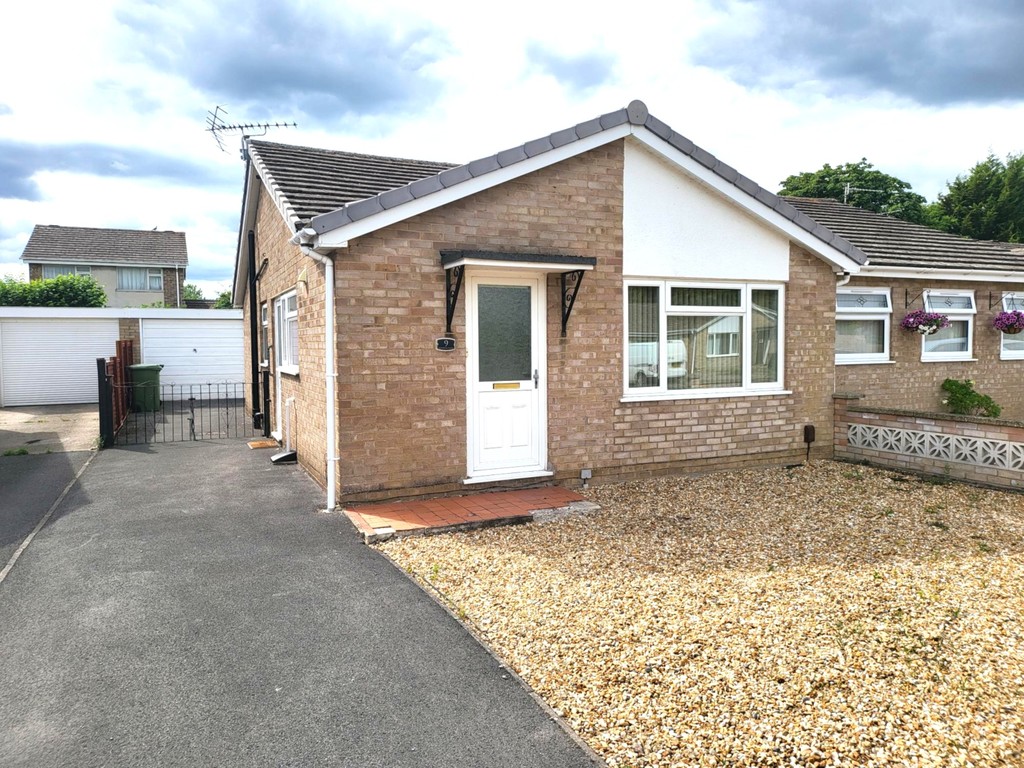 2 bed Semi-detached bungalow for rent in Oxon . From Martin & Co - Abingdon & Didcot