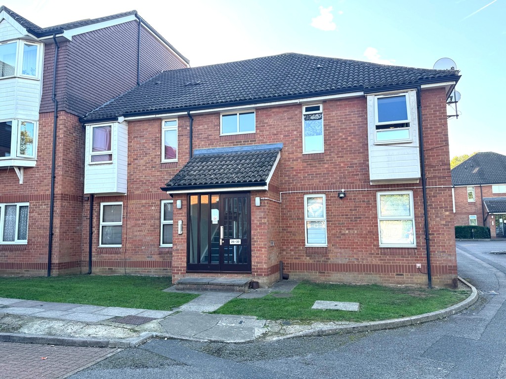 1 bed Studio for rent in London . From Martin & Co - Crystal Palace