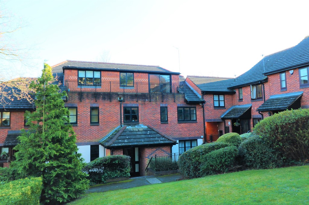 2 bed Apartment for rent in Greater London. From Martin & Co - Crystal Palace