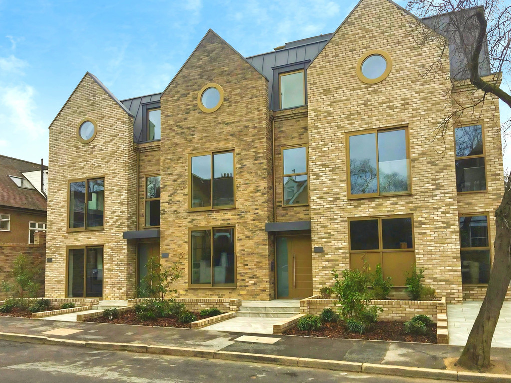 1 bed Apartment for rent in London. From Martin & Co - Romford
