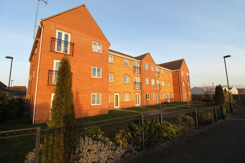 1 bed Ground Floor Flat for rent in Lincs. From Martin & Co - Gainsborough