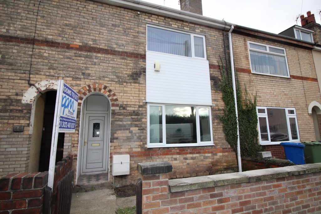 1 bed House Share for rent in Lincs. From Martin & Co - Gainsborough