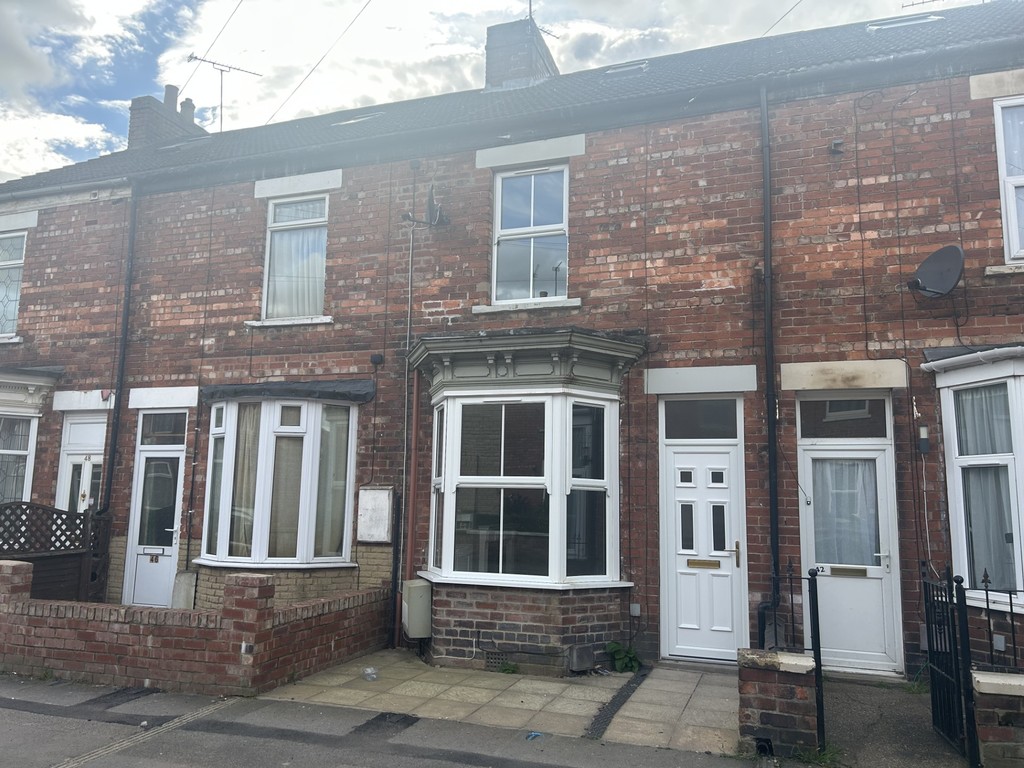 3 bed Mid Terraced House for rent in Lincs. From Martin & Co - Gainsborough