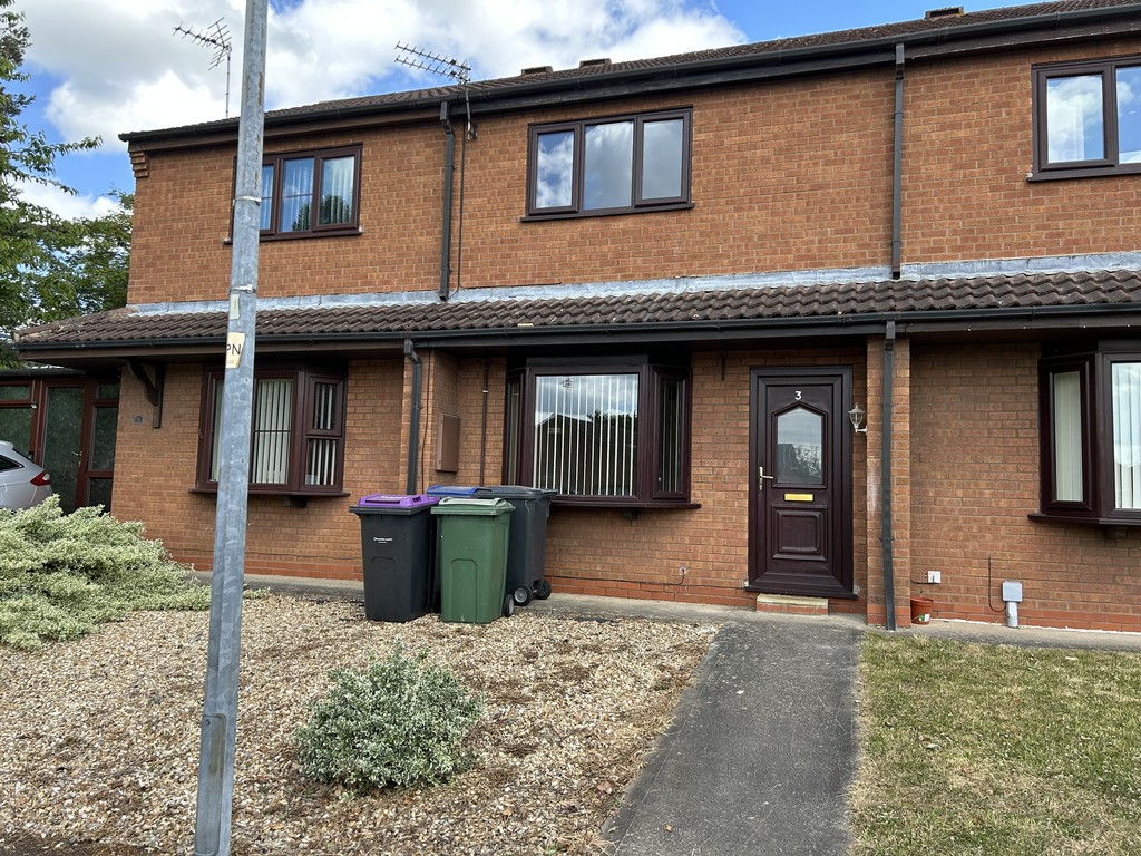 2 bed Town House for rent in Lincs. From Martin & Co - Gainsborough